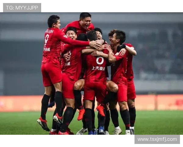 申花外租锋霸助力中乙首支冲甲队诞生 打入21球成关键功臣